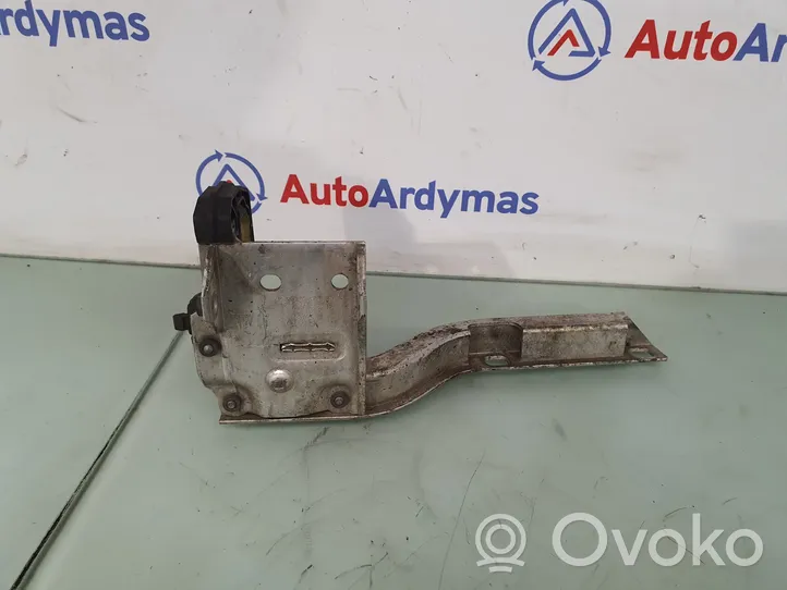 BMW 7 F01 F02 F03 F04 Soporte de montaje del radiador 7186514