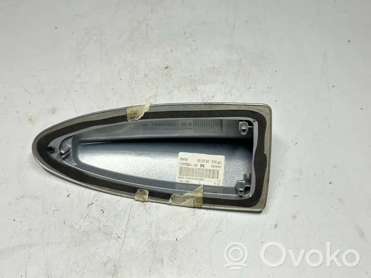 BMW X5 E70 Copertura dell’antenna tetto (GPS) 6982664