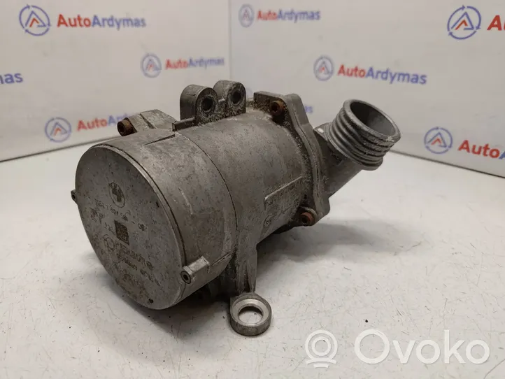 BMW 3 E92 E93 Water pump 11517521584