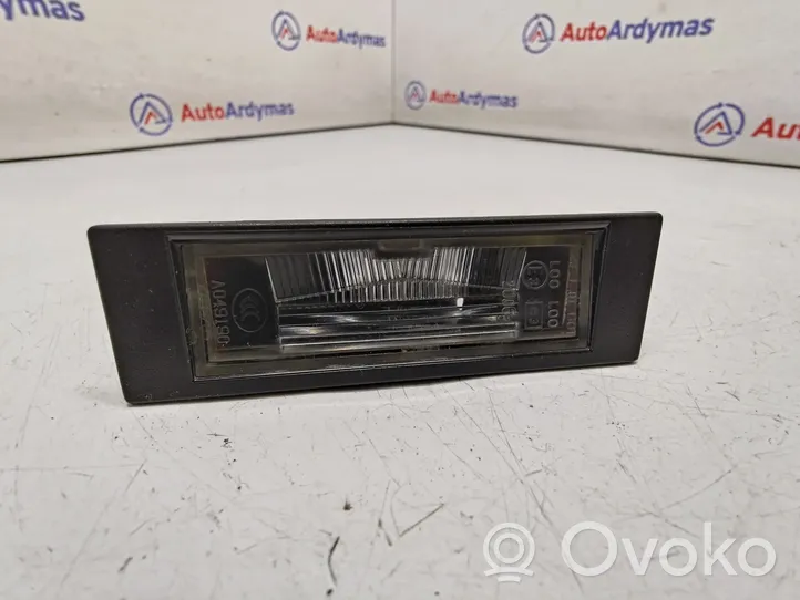 BMW 1 E81 E87 Lampa oświetlenia tylnej tablicy rejestracyjnej 7165735