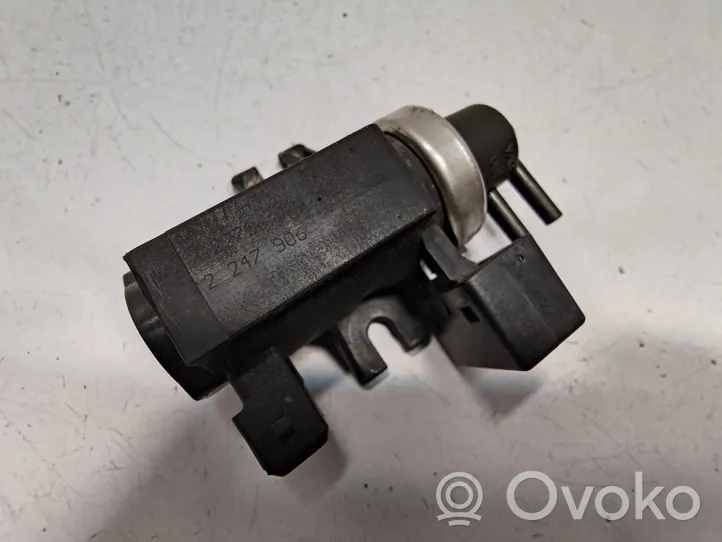 BMW X5 E53 Valve vacuum 2247906