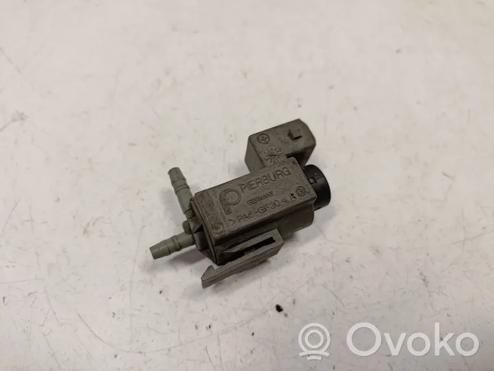 BMW 5 E39 Valve vacuum 7537612