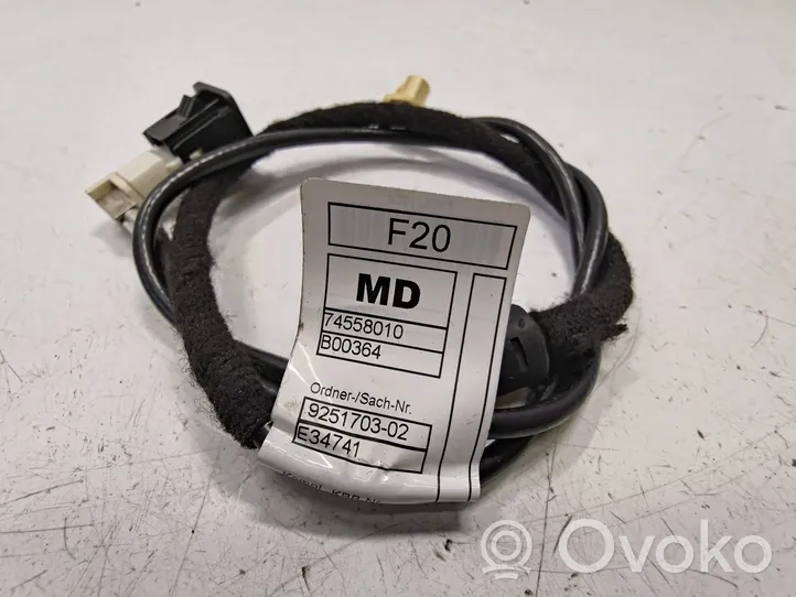 BMW 3 F30 F35 F31 Gniazdo / Złącze USB 9251703