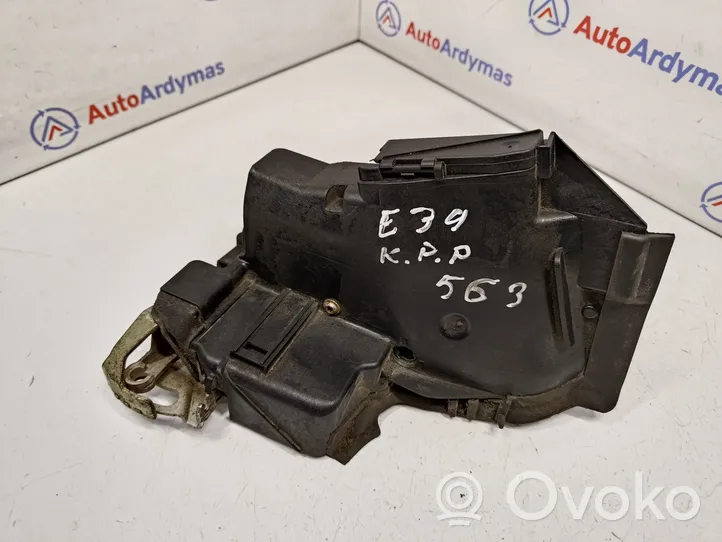 BMW 5 E39 Serrure de porte avant 8235113