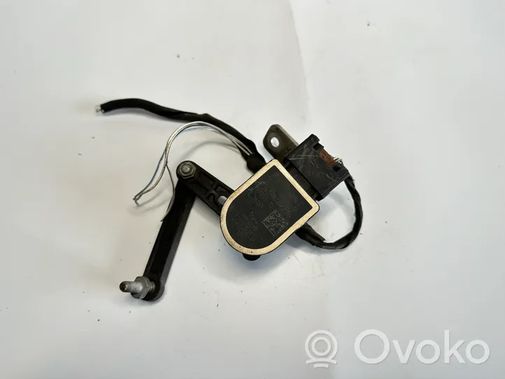 BMW 4 F32 F33 Sensore di livello faro/fanale 6784072