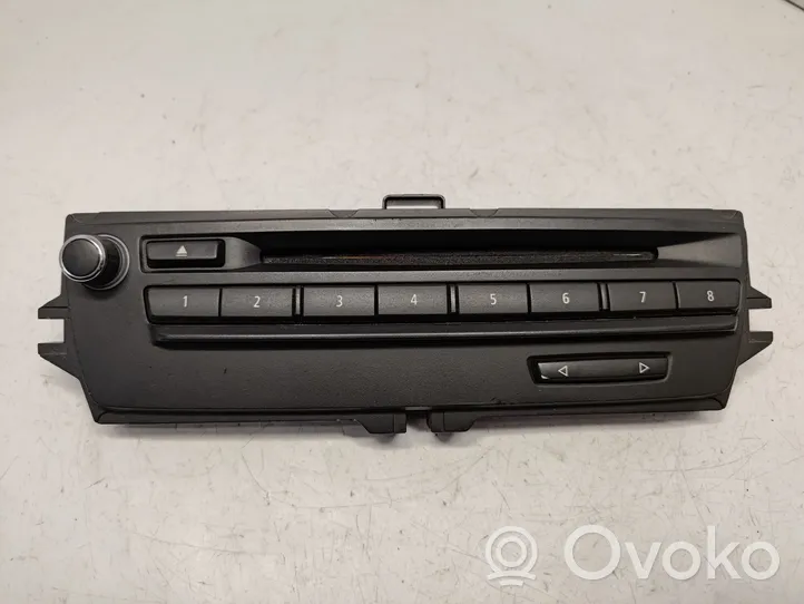 BMW 3 E90 E91 Radio/GPS head unit trim 75219091