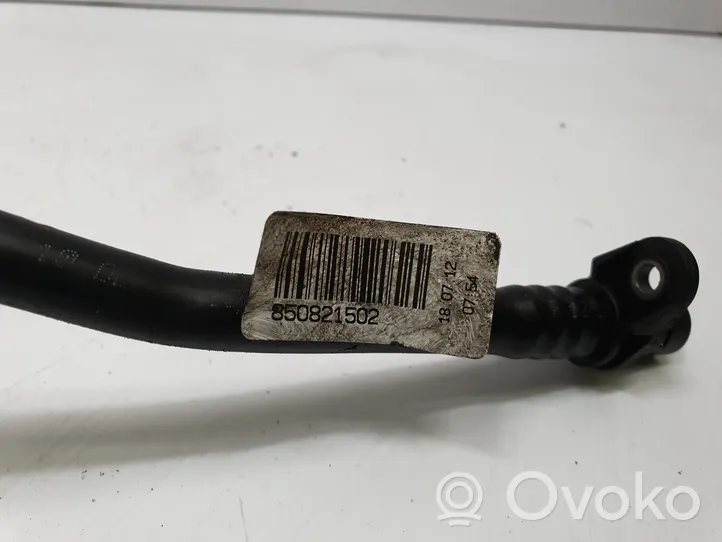 BMW 3 F30 F35 F31 Tuyau sous vide 8508215