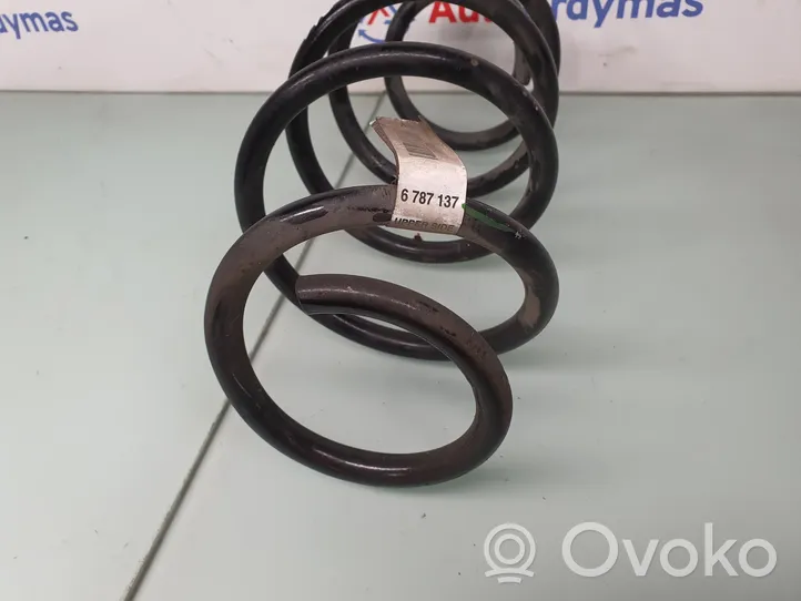 BMW X3 F25 Front coil spring 6787137