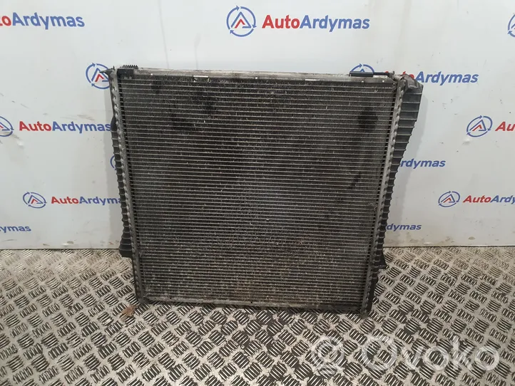 BMW X5 E53 Dzesēšanas šķidruma radiators 17101439101