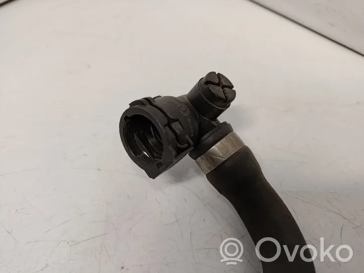 BMW 3 E46 Tuyau de liquide de refroidissement moteur 7520668