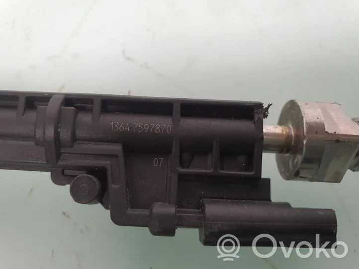 BMW X3 F25 Injecteur de carburant 7597870