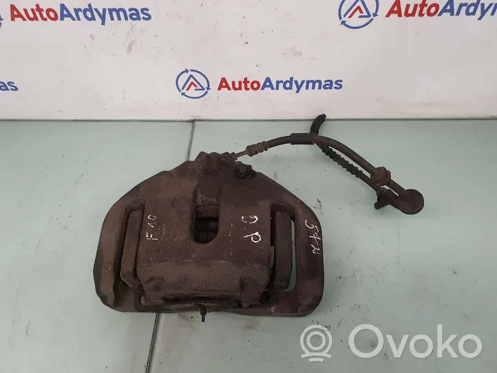 BMW 5 F10 F11 Caliper de freno delantero 6792690