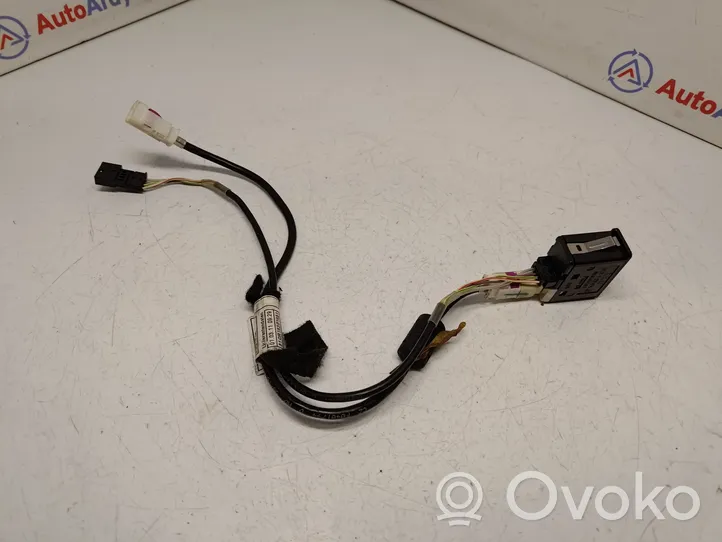 BMW 3 E92 E93 Gniazdo / Złącze USB 61319129651