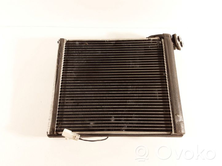 Toyota Prius (XW30) Condenseur de climatisation 01N062745B