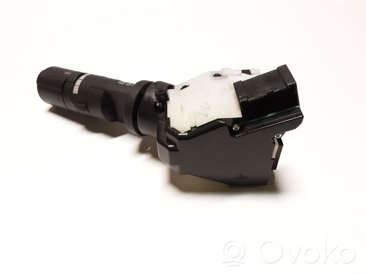 Nissan Qashqai Commodo d'essuie-glace 0X26SD