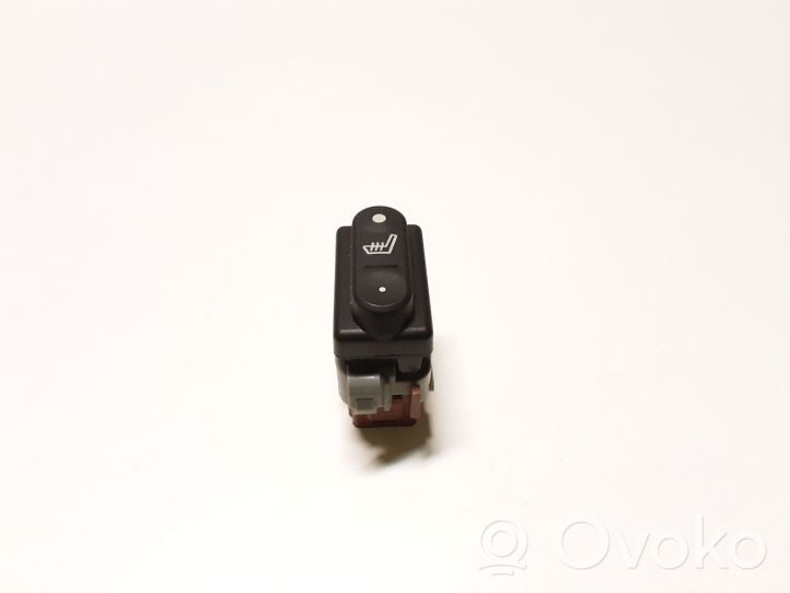 Nissan Qashqai Istuimen lämmityksen kytkin 2808202