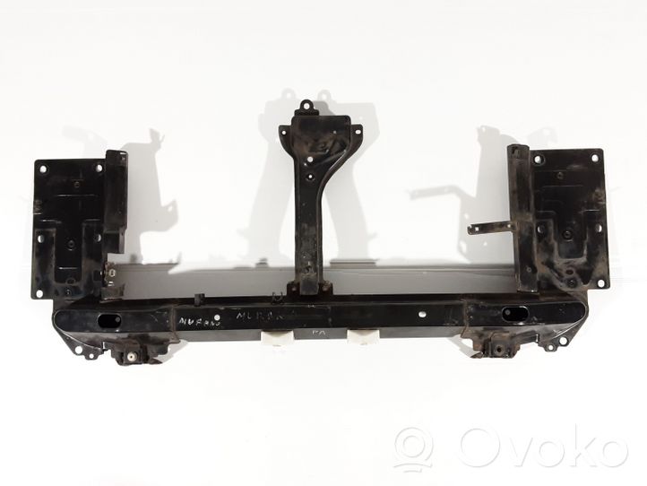 Nissan Murano Z50 Traverse inférieur support de radiateur 