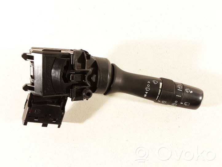 Toyota Verso Leva comando tergicristalli 17F144