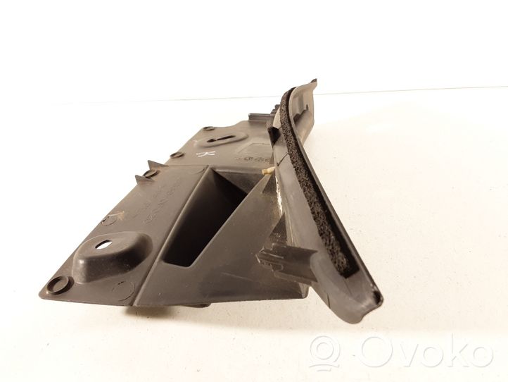 Toyota Verso Altra parte del vano motore 538690F020