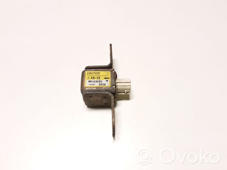 Mitsubishi Pajero Airbagsensor Crashsensor Drucksensor MR409363