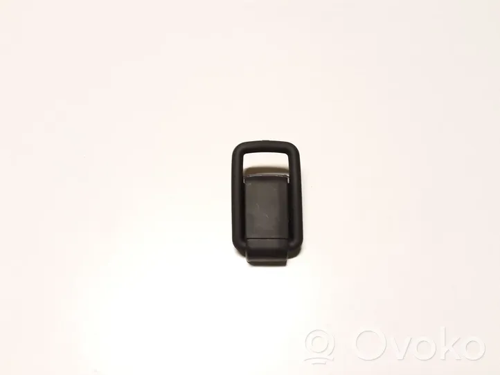 Mazda CX-3 Fissaggio gancio/anello C23569563