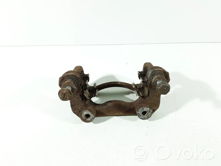 Toyota Auris 150 Supporto della pinza del freno posteriore Y04732