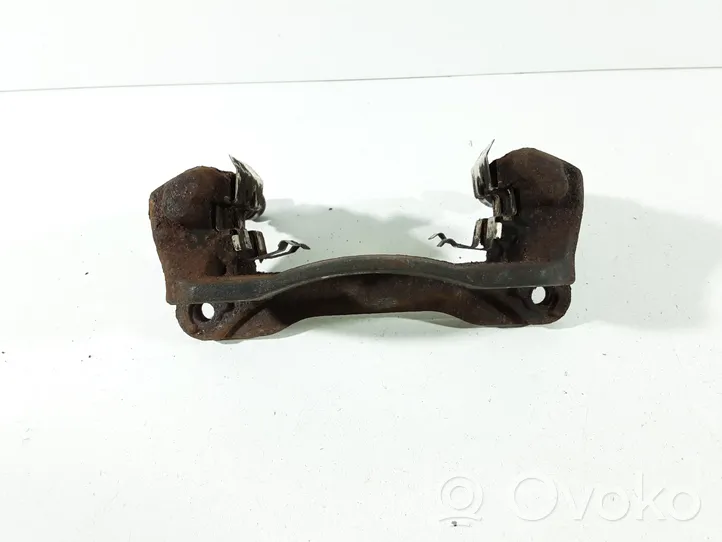 Subaru Outback Supporto della pinza del freno posteriore 