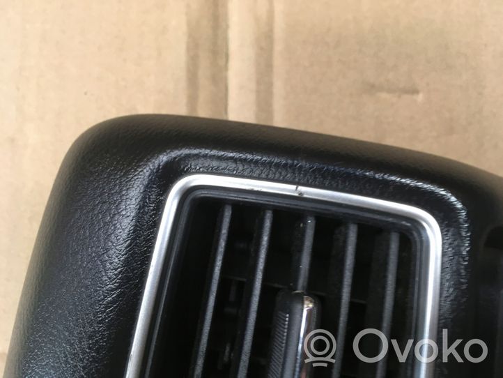 Infiniti Q50 Grille d'aération arrière 