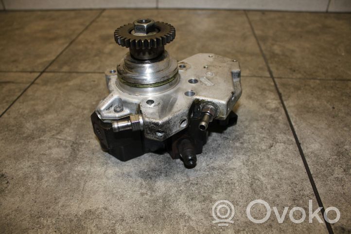 Mercedes-Benz CLS C219 Mekaaninen polttoainepumppu A6420700501