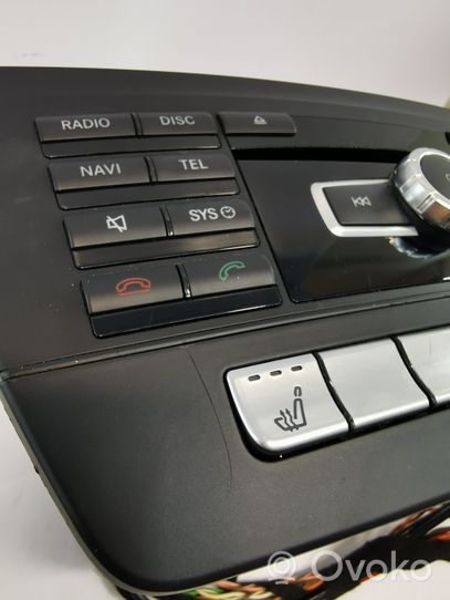 Mercedes-Benz C W204 Radija/ CD/DVD grotuvas/ navigacija A2049003211