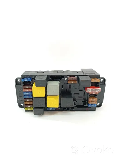 Mercedes-Benz CLC CL203 Fuse box set 2035454901