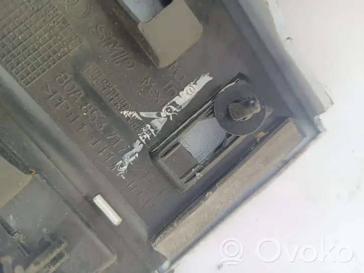 Audi Q5 SQ5 Listwa / Nakładka na błotnik przedni 8OA853717