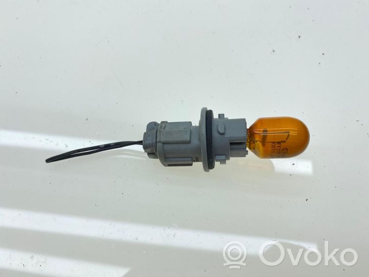 Subaru Legacy Wiązka przewodów lamp przednich 84930AG000