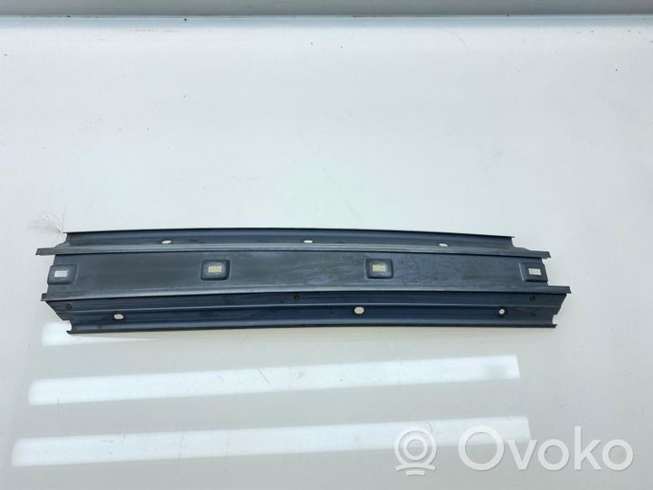 Subaru Legacy Altro elemento di rivestimento sottoporta/montante 