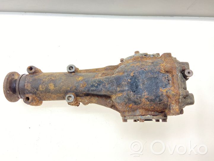 Subaru Outback Takatasauspyörästö 27011AA343