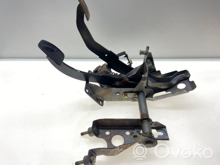 Subaru Legacy Assemblage pédale 36004AG020