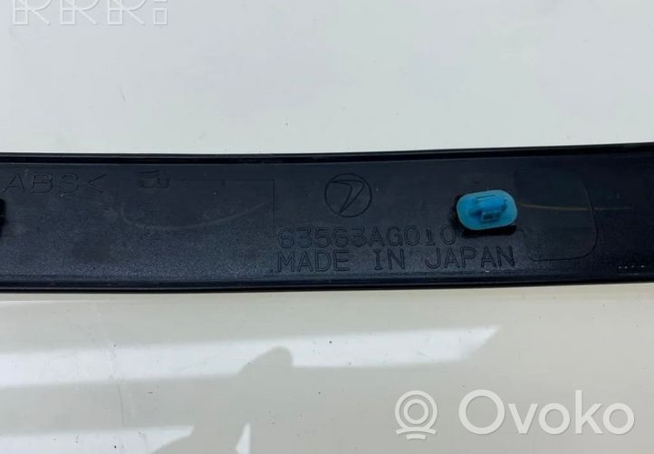 Subaru Legacy Otras molduras del borde/pilar 63563AG010