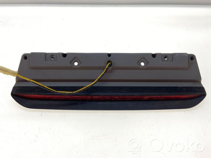 Subaru Forester SF Third/center stoplight 