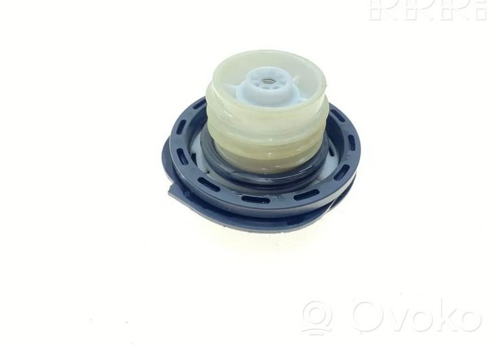 Subaru Outback Tappo del serbatoio del carburante 42031SA000