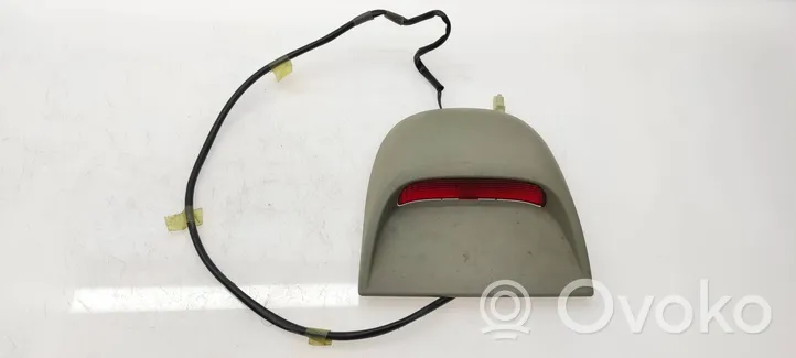 Subaru Legacy Luce d’arresto centrale/supplementare 