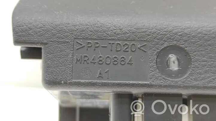 Mitsubishi Outlander Coperchio scatola dei fusibili MR480864