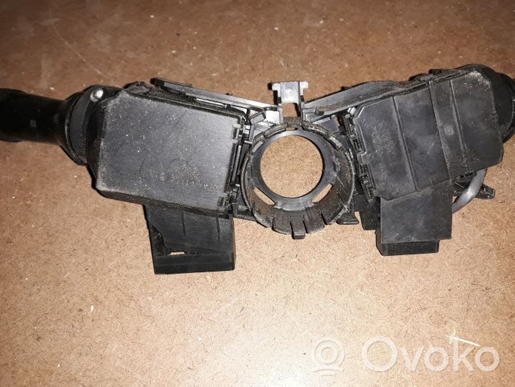 Subaru Outback (BS) Leva/interruttore dell’indicatore di direzione e tergicristallo 17F373