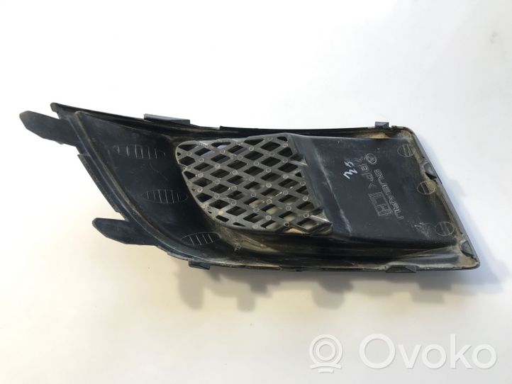 Subaru Legacy Grille inférieure de pare-chocs avant 