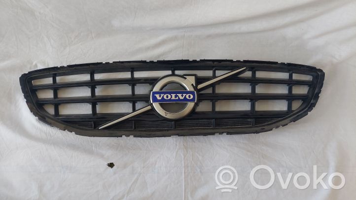 Volvo V40 Griglia superiore del radiatore paraurti anteriore 31283764