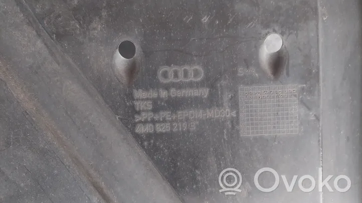 Audi Q7 4M Apakšas aizsargs šasijas aizmugurējā daļā 4MO825219E