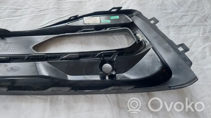 Ford S-MAX Front bumper lower grill LM2B19952A
