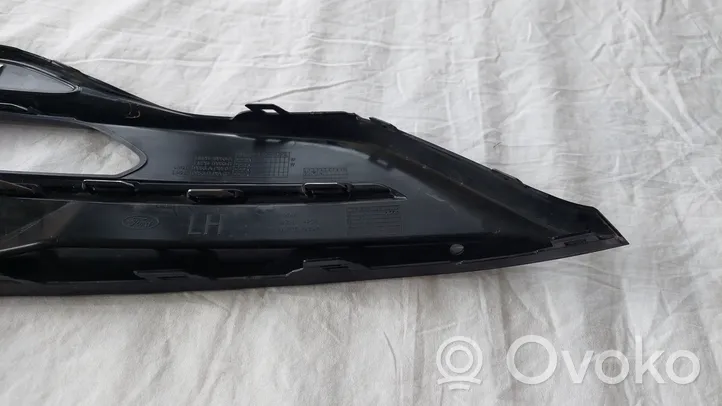 Ford S-MAX Front bumper lower grill LM2B19953A