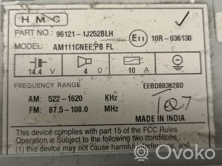 Hyundai i20 (PB PBT) Panel / Radioodtwarzacz CD/DVD/GPS 961211J252BLH