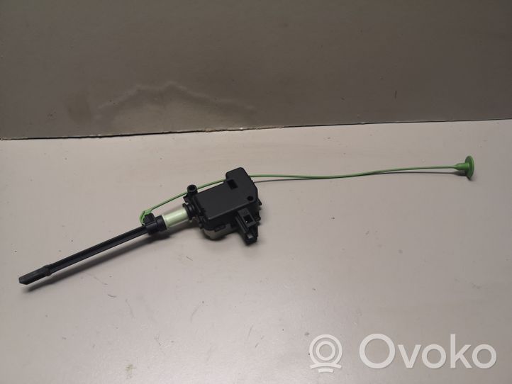 Volvo S60 Motorino del tappo del serbatoio del carburante 86113136