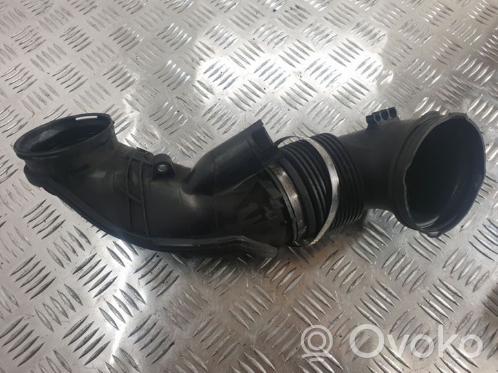 BMW 3 E90 E91 Intercooler hose/pipe 586509